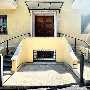 https://gemini-guest-house.it-romehotels.com