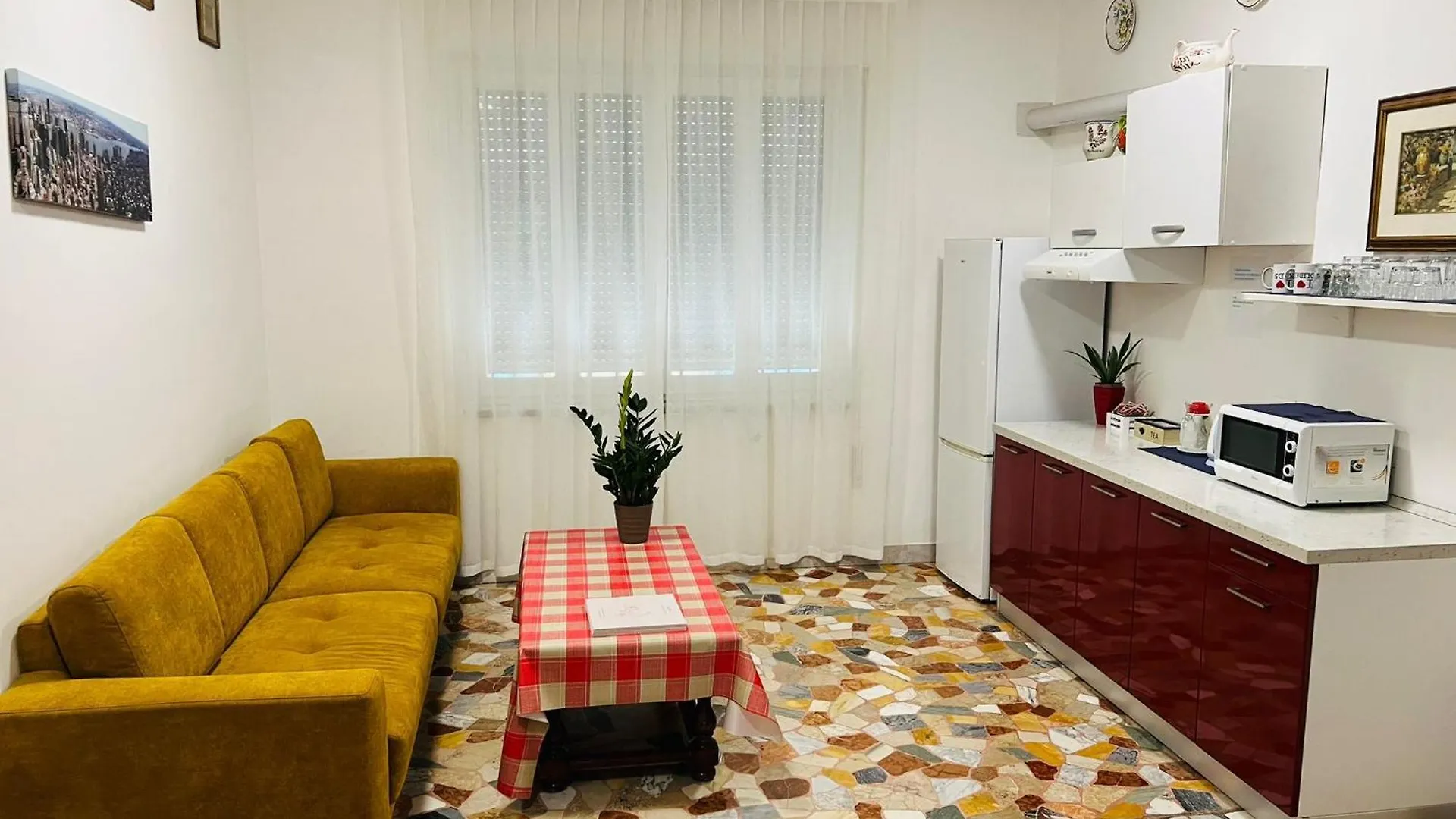 Le Maschere Mestre Bed & Breakfast